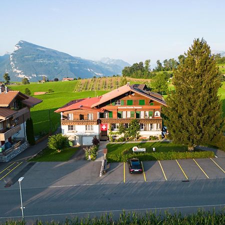 Hotel Restaurant Sunnmatt Aeschi Bei Spiez Eksteriør billede