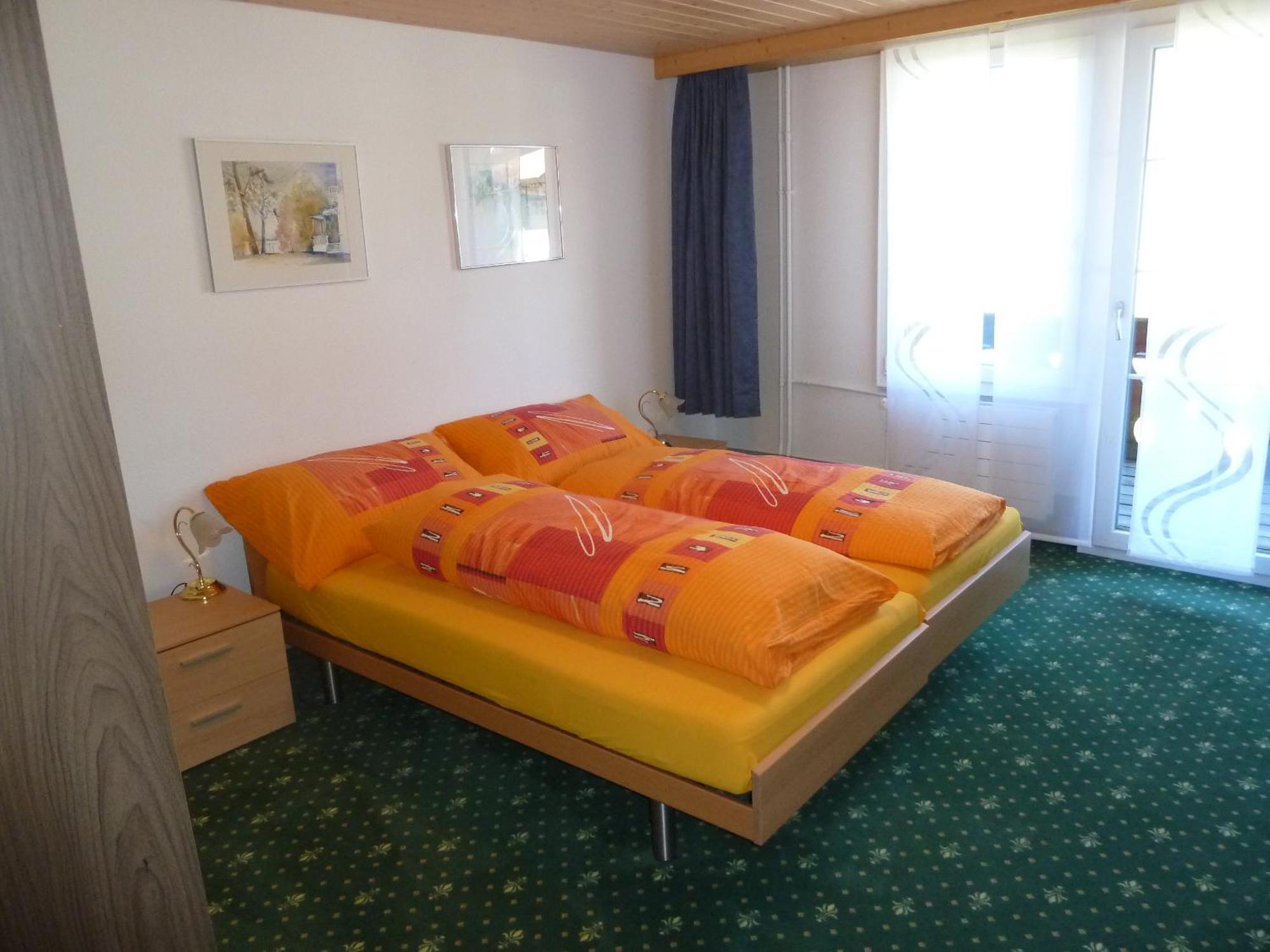 Hotel Restaurant Sunnmatt Aeschi Bei Spiez Eksteriør billede
