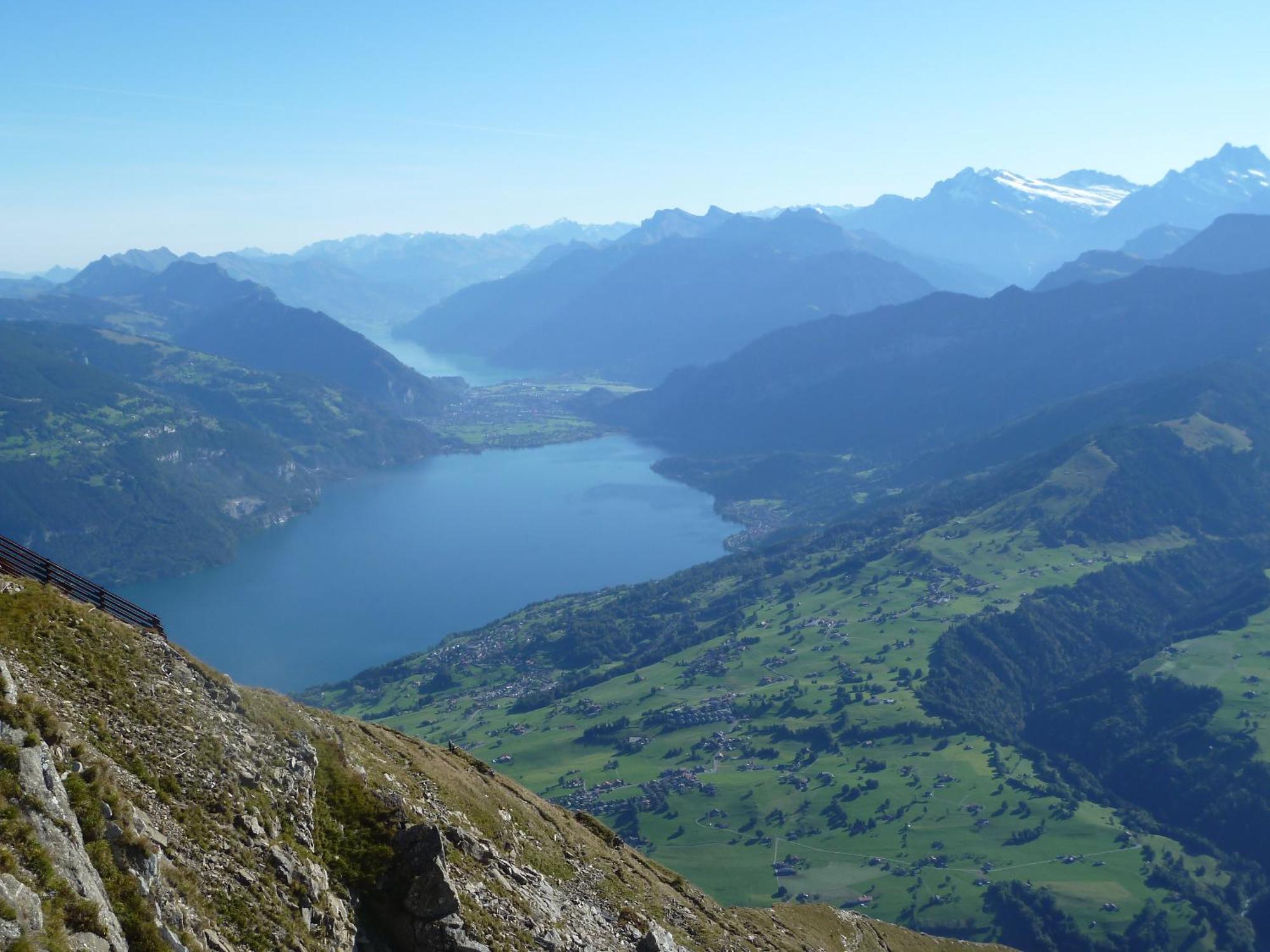 Hotel Restaurant Sunnmatt Aeschi Bei Spiez Eksteriør billede