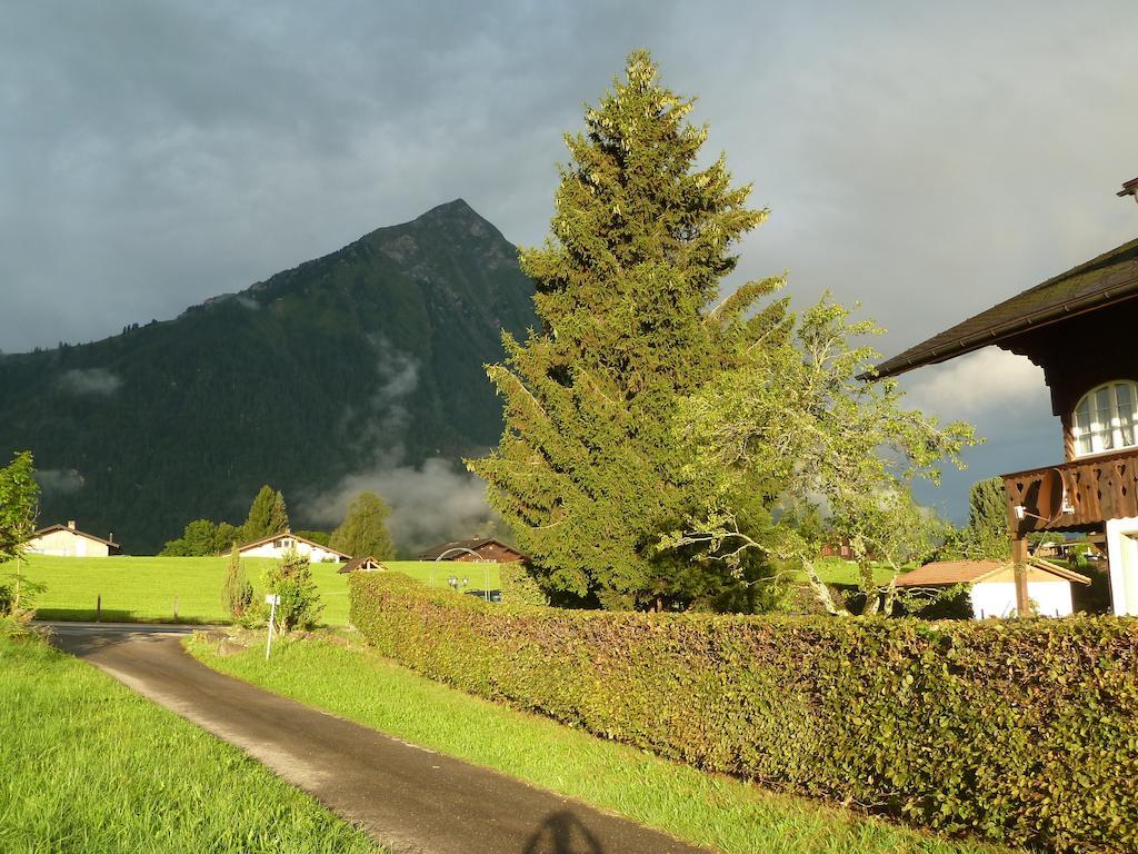Hotel Restaurant Sunnmatt Aeschi Bei Spiez Eksteriør billede